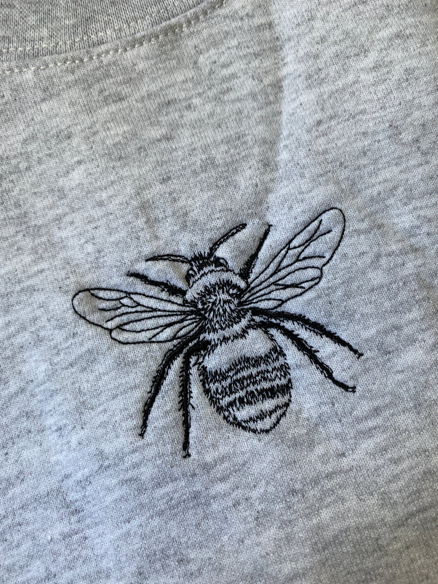 Bee Sweatshirt Small