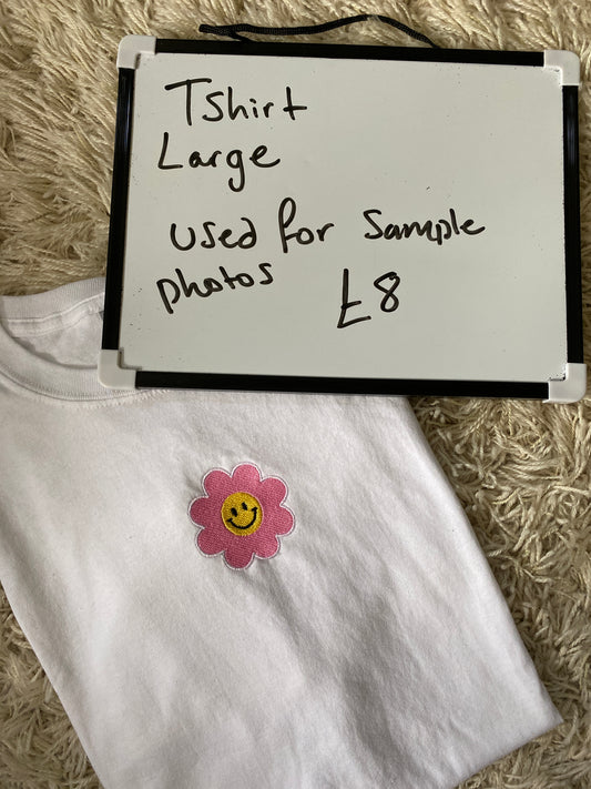 Flower Smile Tshirt Large
