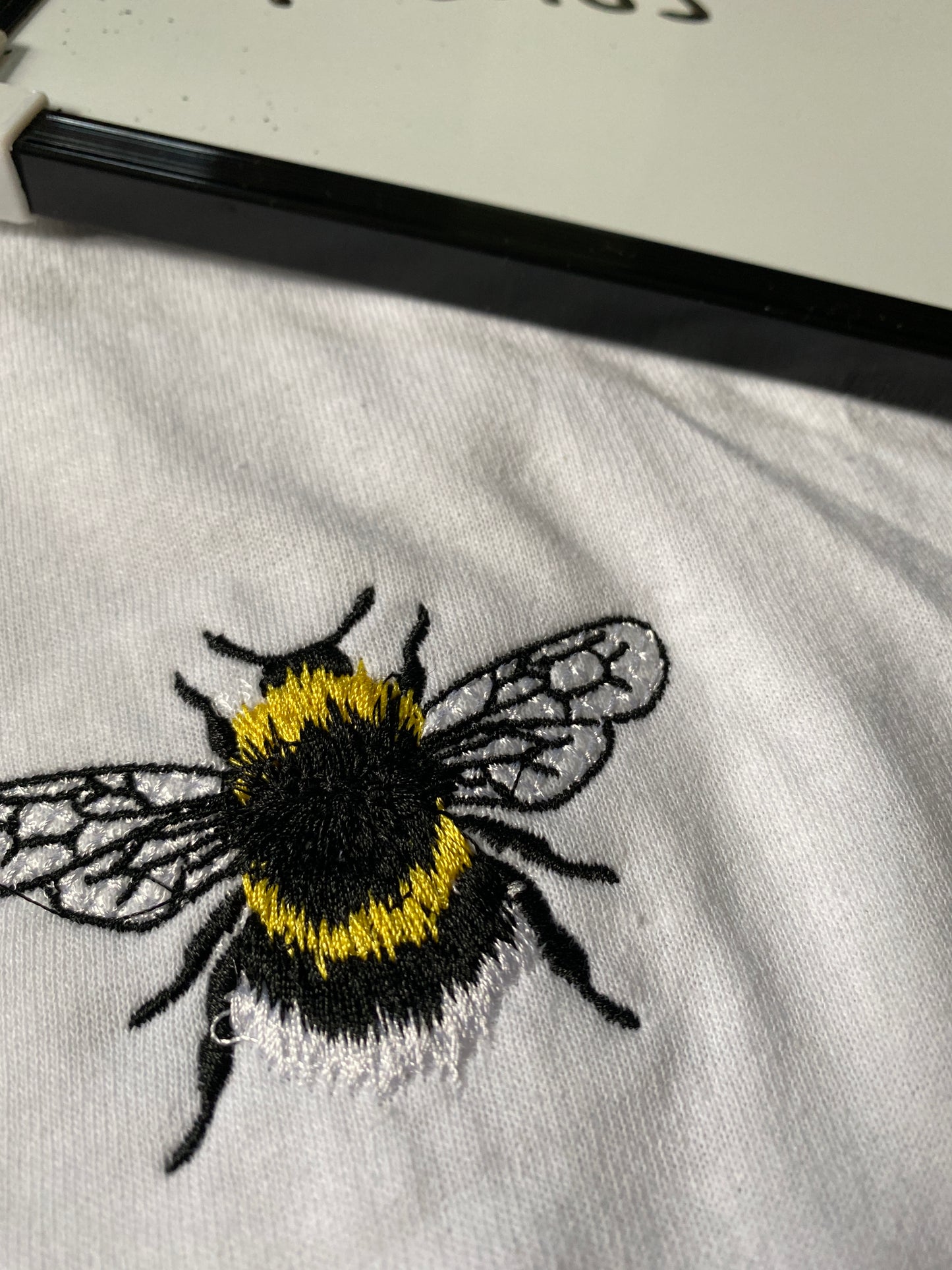 Bee Tshirt Extra Large