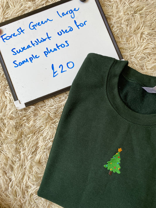 CHRISTMAS TREE SWEATSHIRT LARGE